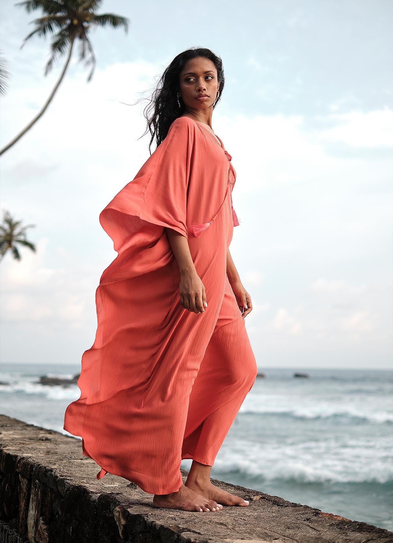 NOOR KAFTAN : CORAL