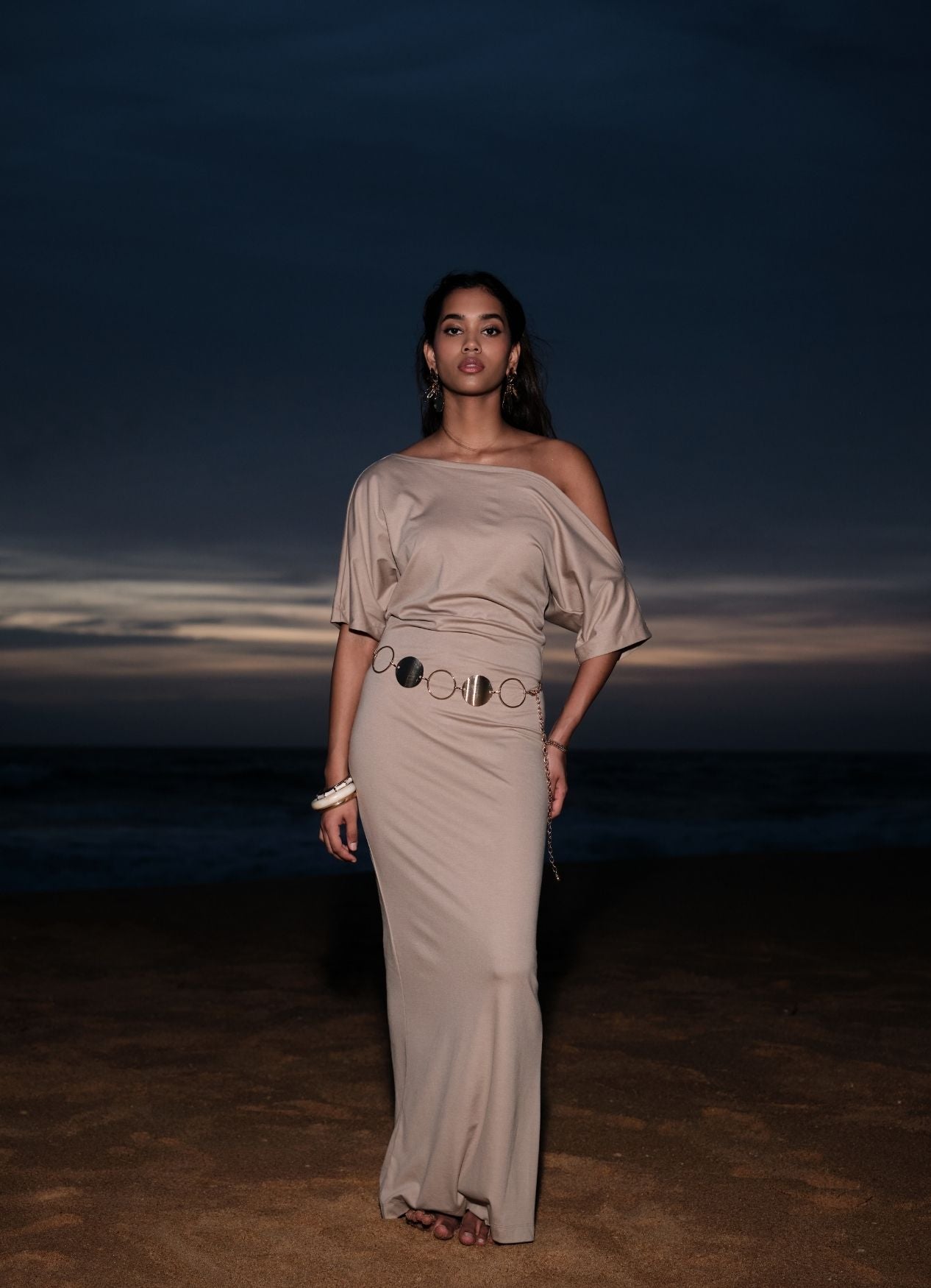 ZOE DRESS : SAND