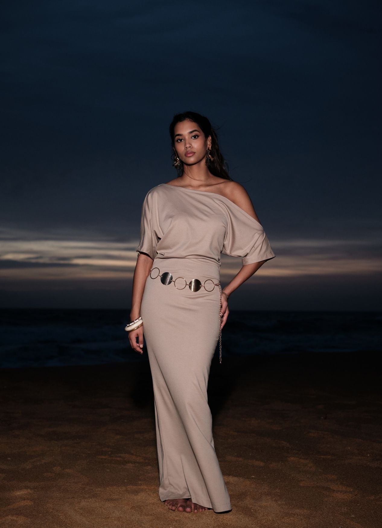 ZOE DRESS : SAND